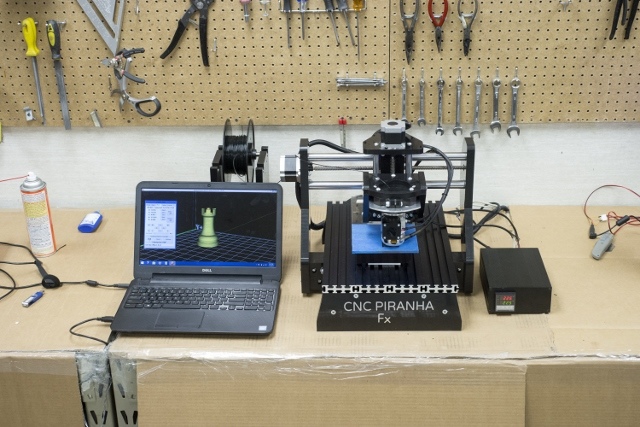 集眾多功能於一身的食人魚Fx 3D列印機